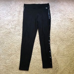 Black Victoria’s Secret leggings